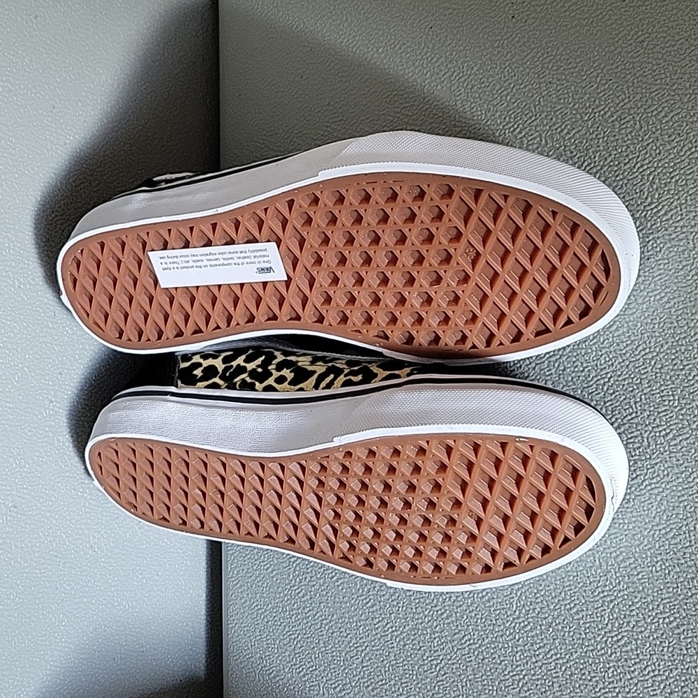 VANS Big Kids Old Skool Flocked Leopard Sneaker Shoes Size 6Y New With B… - Picture 5 of 8